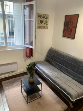 Studio chaleureux, paris 20e
